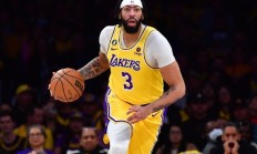 九游官网:NBA季前赛：浓眉砍35分 湖人加时逆转太阳